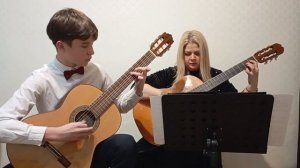 дуэт гитаристов Искаков Ярослав и Мицкая М. А.