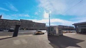 В грозу разорившийся богач пришел на кладбище… А провалившись в старую могилу, услышал голос жены и