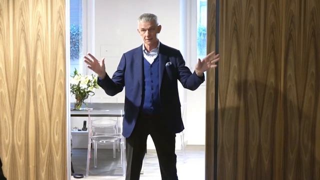 The Designer Giulio Cappellini introduce Linvisibile Marea Marechiaro and Altopiano Sliding Systems