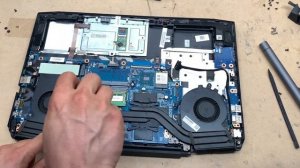 HP OMEN 15 Disassembly | HP OMEN 15-ce030TX Fan Cleaning | HP Omen 15 Thermal Replacement (Part 1)