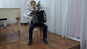 Павел Мурашов , 9 лет, баян. 

Р.н.п. "Как пошли наши подружки.