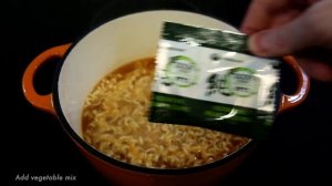 Nongshim Veggie Soon Ramen - Spicy Vegan Noodle Soup