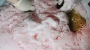 ASMR/Liquid soap/squeezing of soap sponges/rinsing sponges/relaxing sounds/АСМР/жидкое мыло/губки