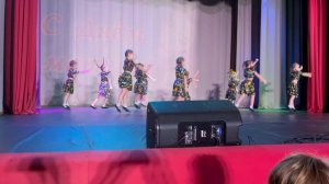 Ювента. Танцы