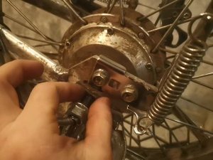Ужас, снятие заднего колеса.  Jetson V8 Pro 20d 48v  Поддержать:4817760247541398