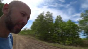 По колено в грязи