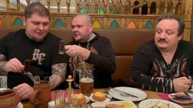 ВСЁ МЕНЮ ПО 300. ОБЗОР НА РЕСТОРАН ИЗ 2000-Х