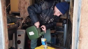 КУРЁНЫ ПАСУТСЯ, А МЫ ВЫШЛИ ЧТОБ РАСПАКОВАТЬ ГЕНЕРАТОР.