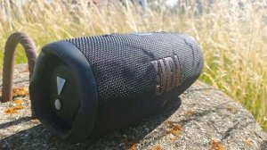 Jbl charge 5 bass test