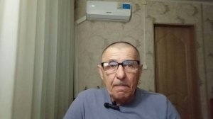 Мишка попал под трактор.