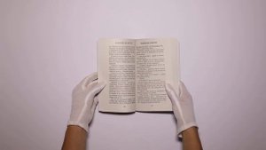 Альбина Нури. Погребенные за мостом