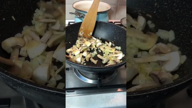 Спагеті з грибами. Швидкий рецепт