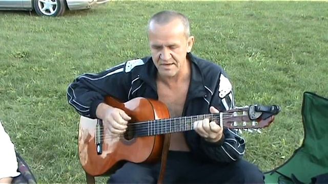 Поет Валерий Окатьев