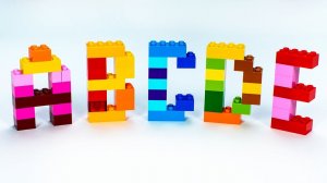 Английские Буквы из Лего.