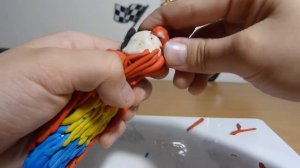 Папугай из пластилина