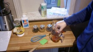 Пчеловодство в Англии. Варим мыло.