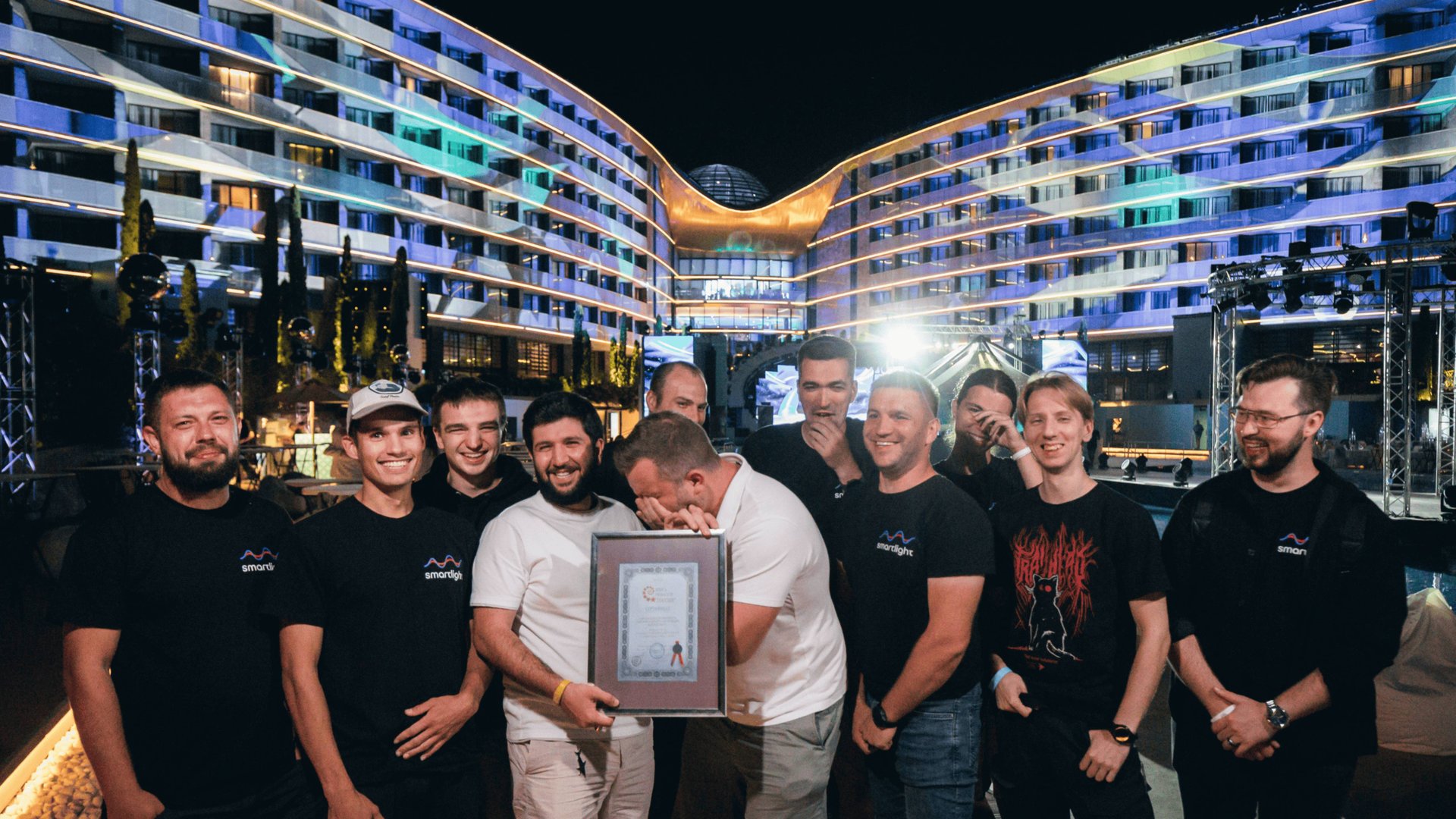 Как мы поставили мировой рекорд? Бэкстейдж с юбилея курорта МРИЯ  Smartlight