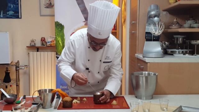 Natural Ingredients dessert mini panettone