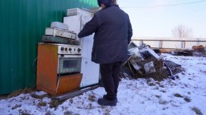 Сибирская зимняя жизнь в деревне