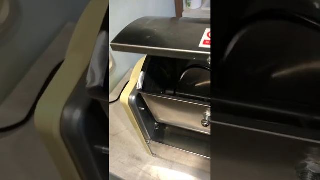 Тестомес ксин ксин не подошёл для пряничного теста продаю.