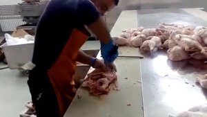 Обвалка курицы