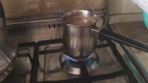 Как в домашних условиях сварить кофе. Варю кофе в турке на газе.