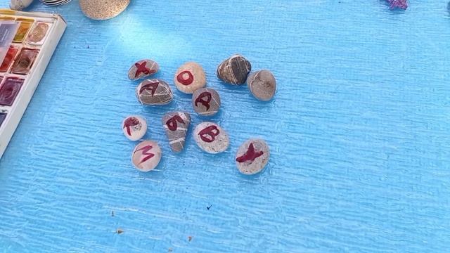 Развивающие игры с камнями и красками