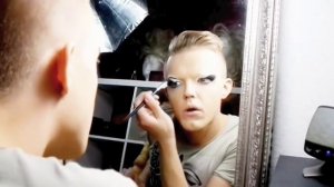 Become a Drag Queen - Transformation - Tiffany Diamond