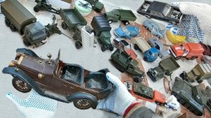 Купил МОДЕЛИ 1/24 и машинку 90-х. Поход на барахолку Санкт-Петербурга от 24.11.2018г.