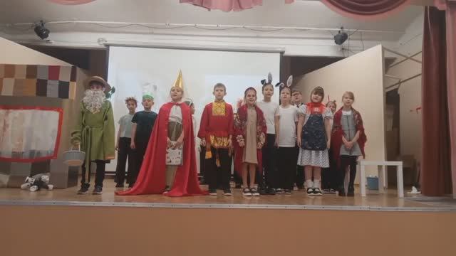 Театрализированное представление «Худо тому, кто добра не делает никому», 3"В" класс, ГБОУ СОШ №316 смотреть онлайн