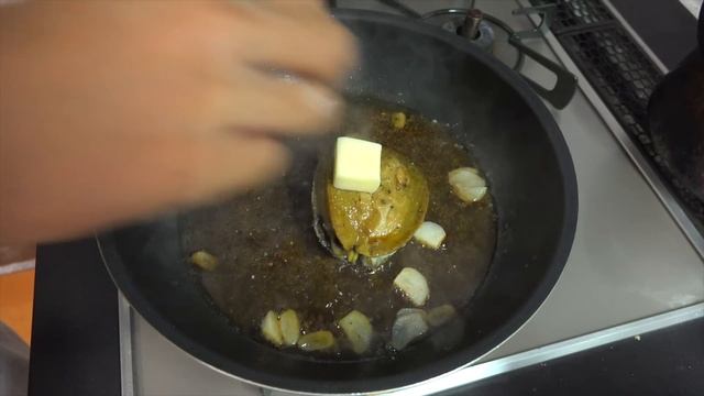 手のひらサイズの巨大アワビをさばいて料理にしたら衝撃すぎた。。 смотреть онлайн