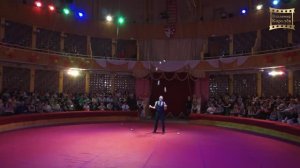 соло-жонглёр Дмитрий Дубинин - выпускной спектакль в ГУЦЭИ. г Москва 2016 г