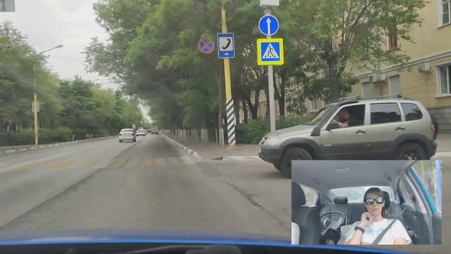 Шестое занятие с Натальей. Поездка в Волжский. Часть 2. Круговые перекрестки. Предотвращение ДТП