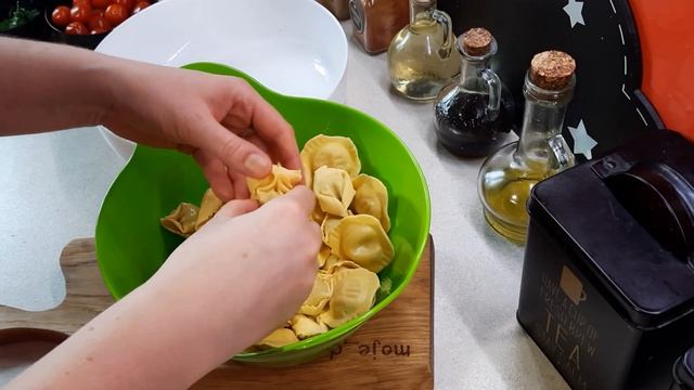 Zapiekanka z mięsem mielonym i tortellini. #zapiekanka#obiad@mojedomowejedzenie