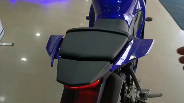 Ye Hai 155cc Segment की बादशाह बाइक All New Yamaha R15 V4 Review | On Road Price New features