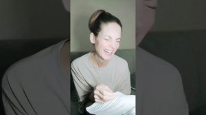 Рядом с грядками сидят медведи....