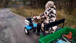 Моя жена на мотоблоке Нева мб Энергия