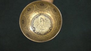 Поющая чаша Бутанская 20,5 см, Ми 161 Гц, Ля 472 Гц