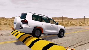 Грузовик с платформой -Transportation test с грузовиком - Выбоина против автомобиля - BeamNG.Drive