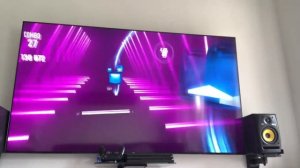 ИГРАЮ В бит сайбер вр!!!