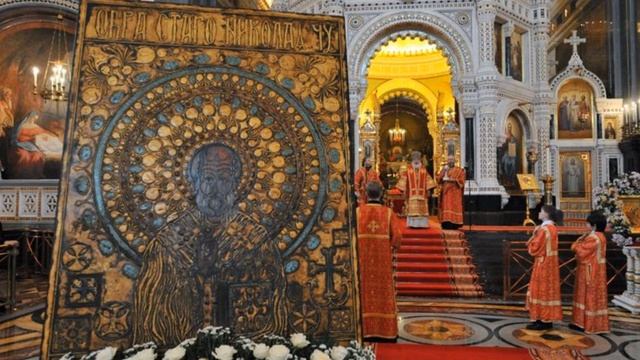 Акафист в денежных затруднениях Святителю Николаю Мирликийскому Чудотворцу смотреть онлайн