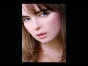 Перебиты, поломаны крылья