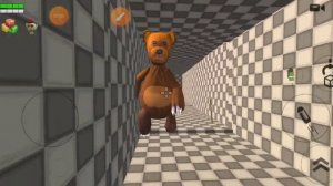 медведь бежит по коридору без музыки