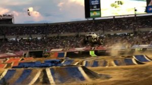 Monster Jam World Finals 20 XX Megalodon Freestyle - Orlando Florida 2019 05/11/19