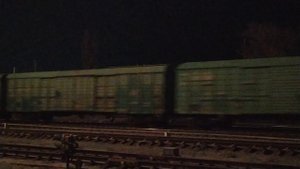 VID_20241204_184010.mp4.
2ТЭ25Км - 0??? с грузовым поездом.