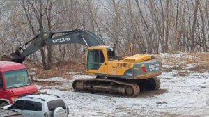 Гусеничный экскаватор Volvo EC290
2010 год
