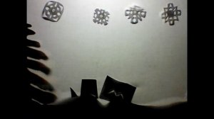 Театр теней по сказке Владимира Сутеева "Ёлка",  погружает ребят в предновогодний мир волшебства