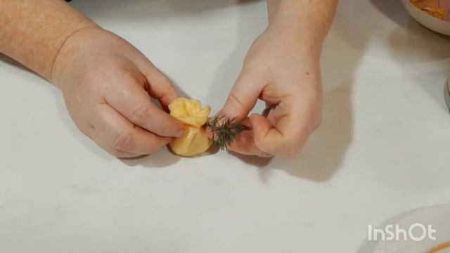 Сырная закуска на праздник #сырнаязакуска#сырветчина смотреть онлайн