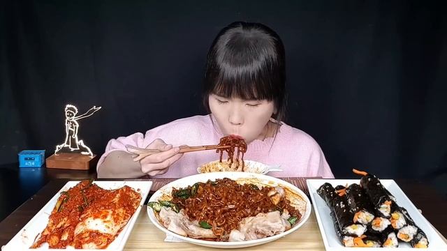(cc자막유)선화동실비김치 실비파김치 진진짜라 짜장라면 대패삼겹살 꼬마김밥 먹방 Spicy kimchi jjajang ramen mukbang.キムチジャージャーラーメンモッパン。吃