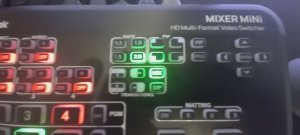 Работа видеомикшера CineTreak mini  c 4 - мя источниками   видеосигнала ( 2 камеры + 2 ПК)